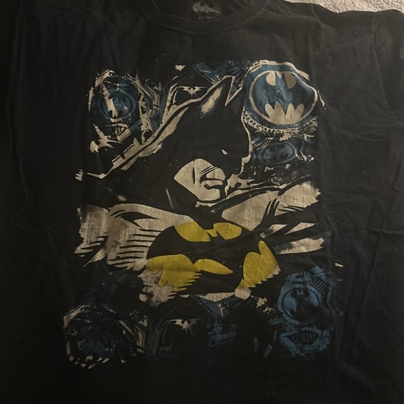 Batman Black Tshirt - Picture 2 of 5